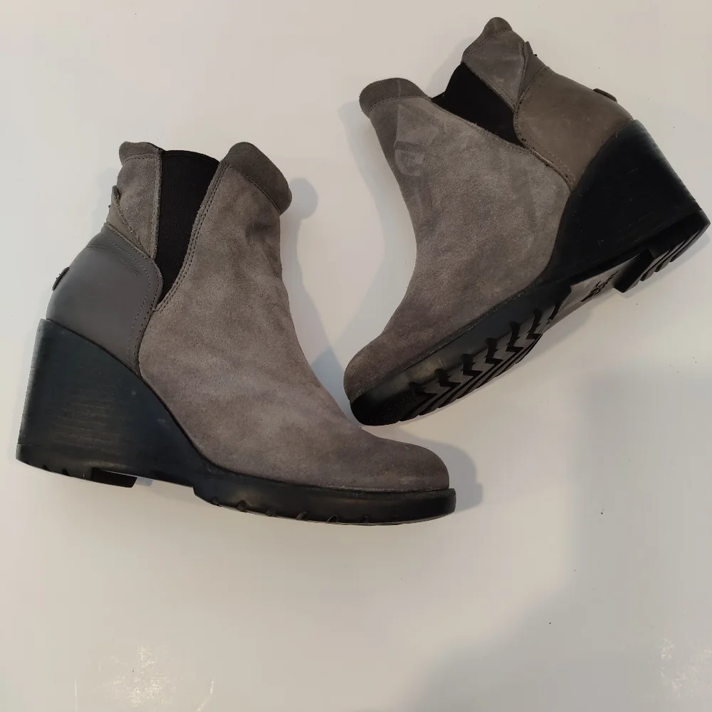 Sorel After Hours Chelsea Wedge Boots In Gray